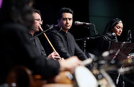 گزارش تصویری کنسرت حسین علیزاده و گروه هم آوایان
