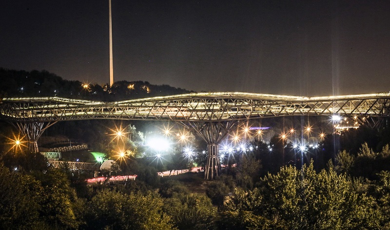 طبیعت، زیباترین پل مدرن ایرانی