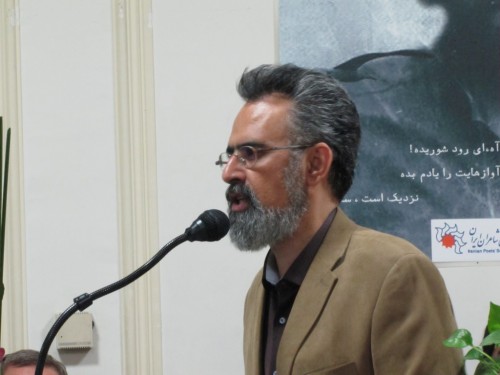 بهرام پروین گنابادی: مرتضی کاخی را دیپلماتِ شاعر توصیف کرد